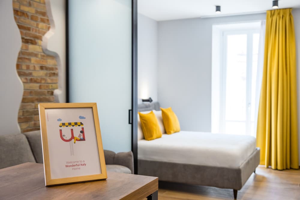 Tribunali Trendy Apartment by Wonderful Italy