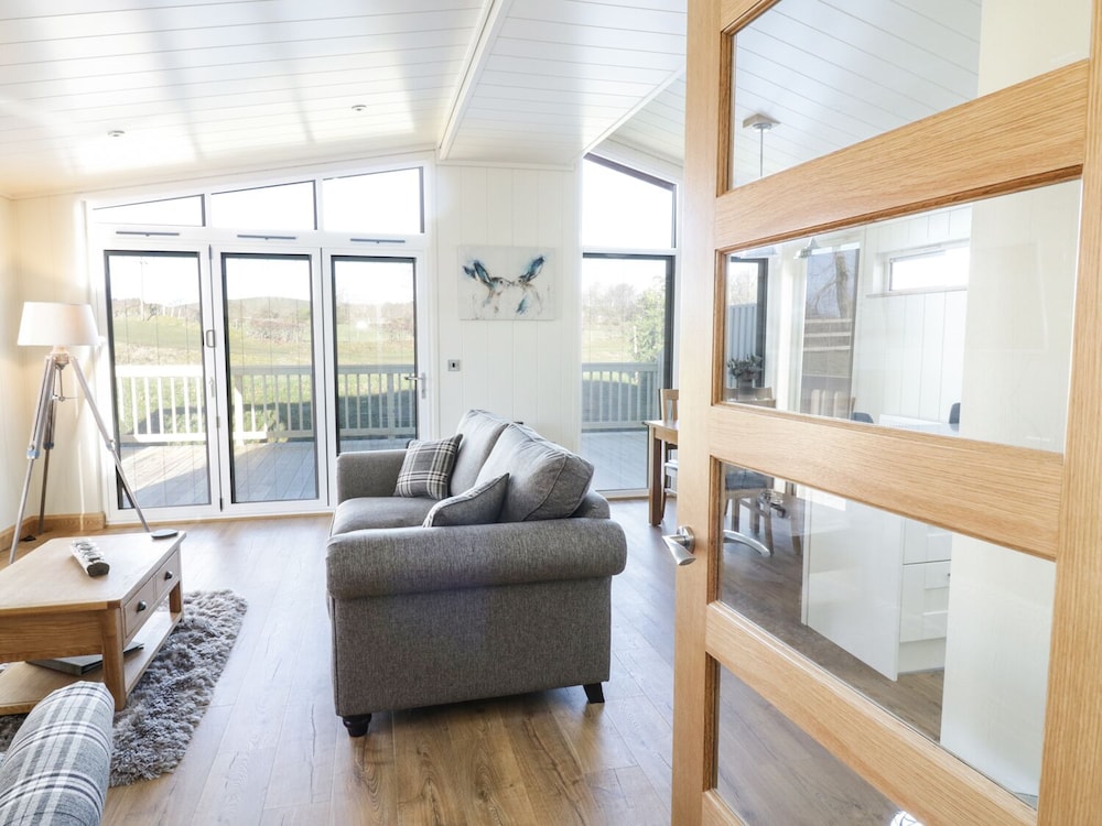 Woodpecker Lodge view 4