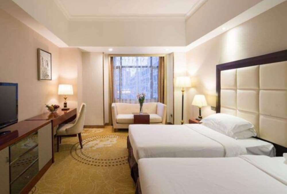Baoyue Hotel