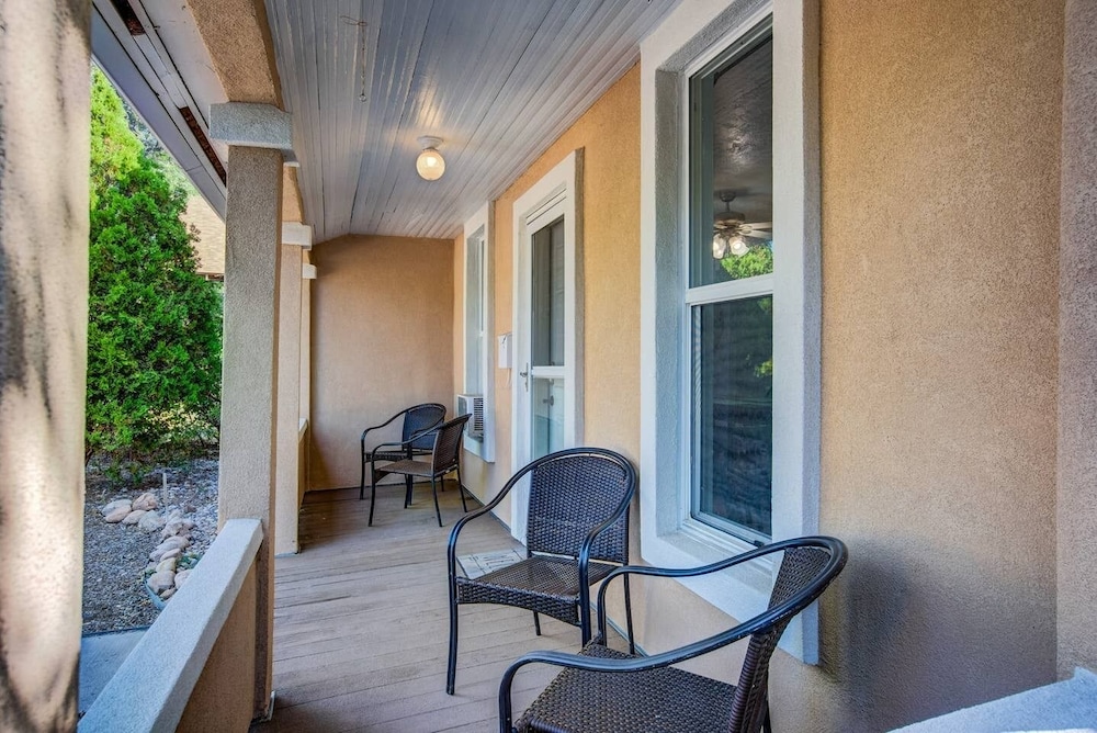 Mont Caribe GuestHouse - Property Image 1
