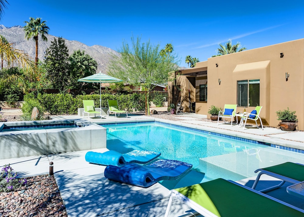 Palm Springs Vacations - San Lucas Hideout - Property Image 1