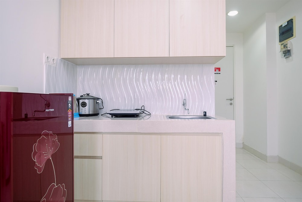 Comfy Studio at Sentul Tower Apartment