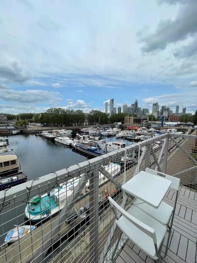 2BD Flat With Views of Canary Wharf - Rotherhithe