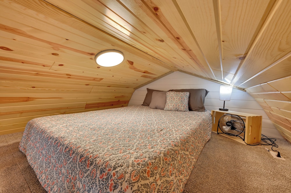 Steamboat Rock Cabin Near Trails & River!