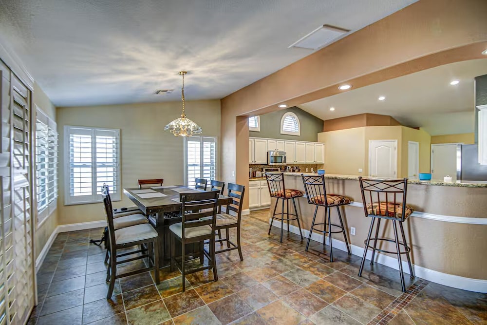 Anza Sets House