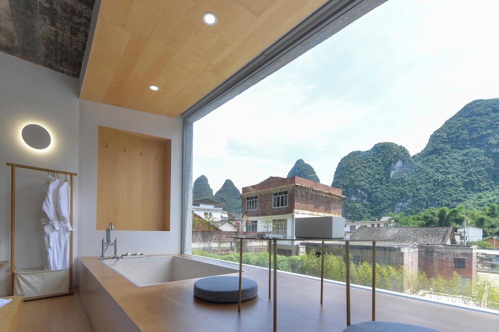 Yangshuo Geemu Building House