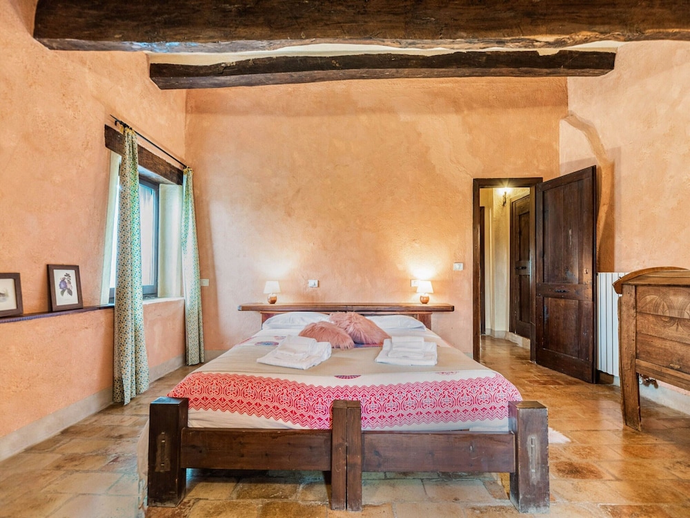 Captivating Apartment in Assisi With Swimming Pool view 5