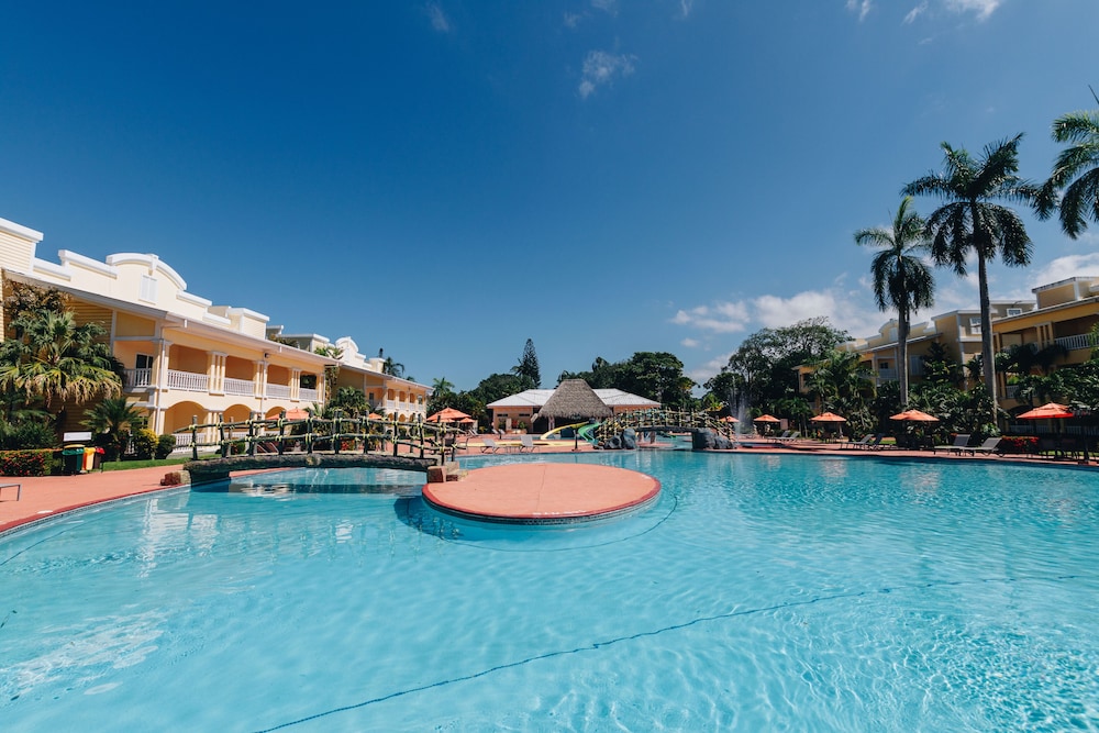 Telamar Resort