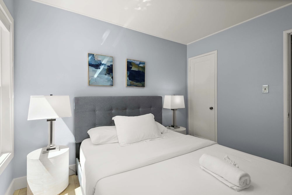 @ Marbella Lane - Spacious 2BR Home Near Westgate