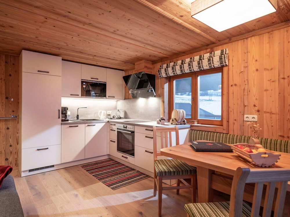 Wooden Apartment With Mountain View