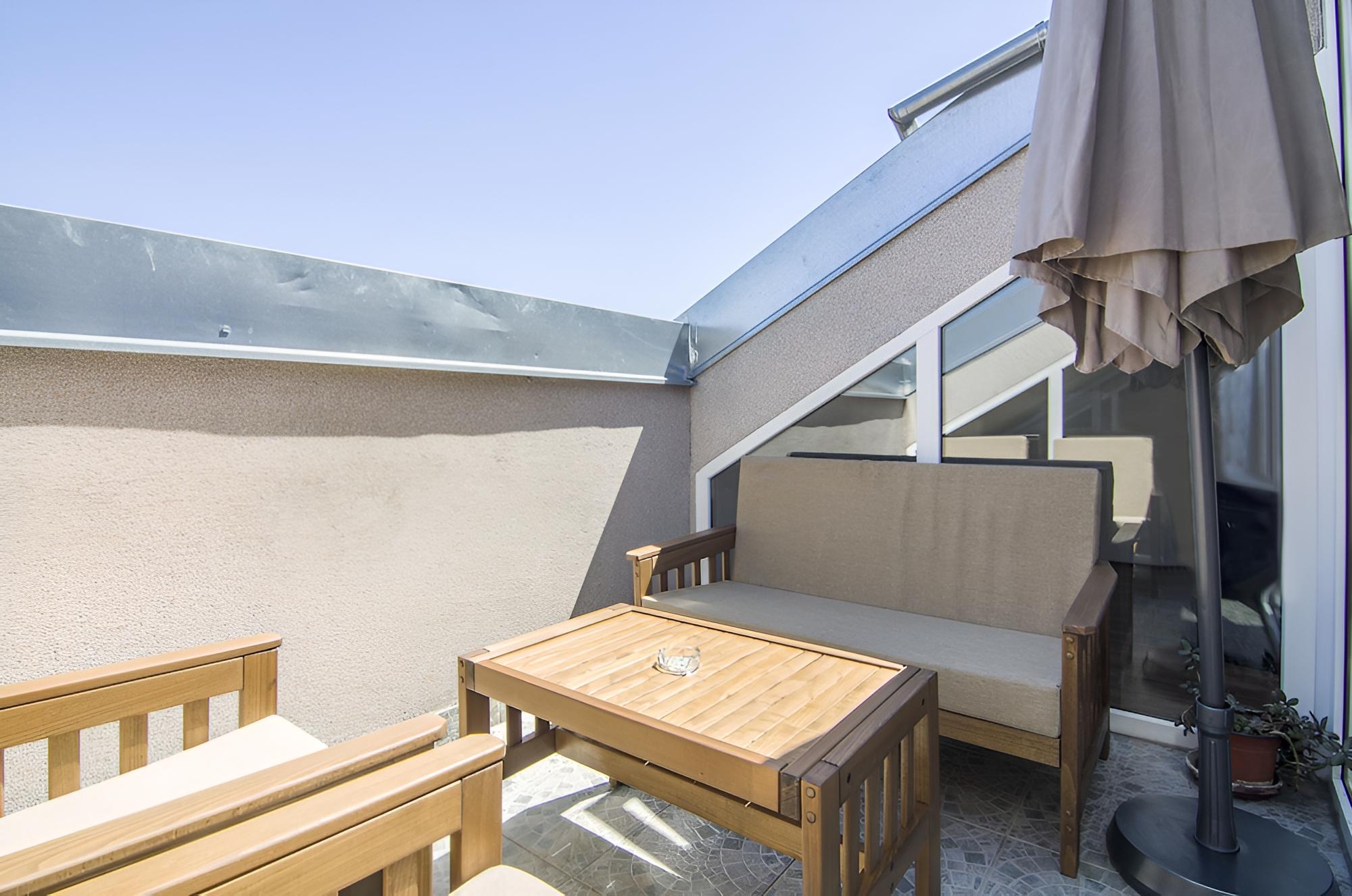 Tasmajdan Suite view 4