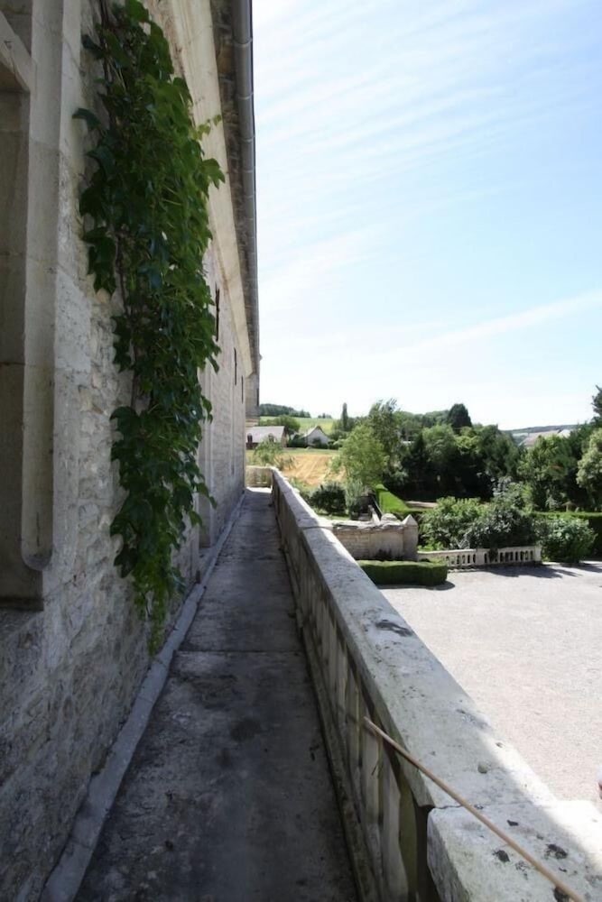 Photo 47