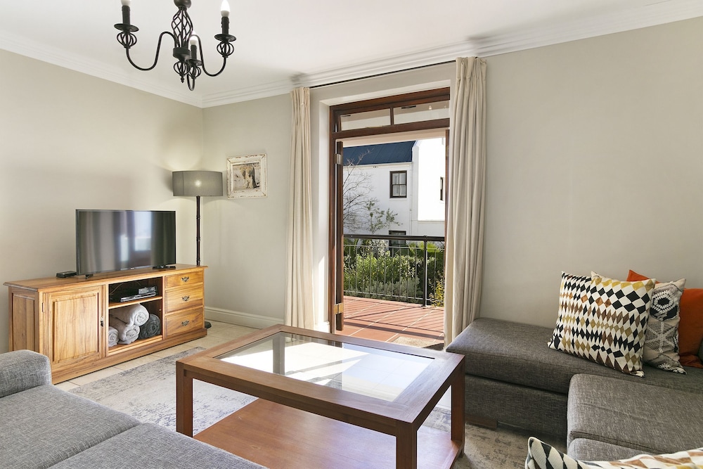 Winelands Golf Lodges at De Zalze