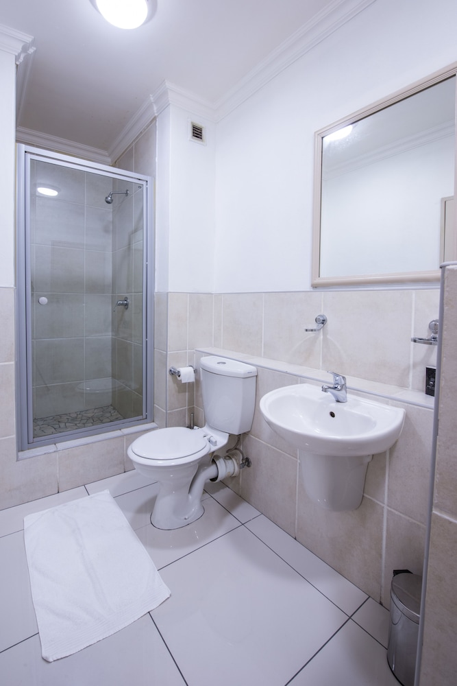 Prestige Apartment Sandton at Westpoint