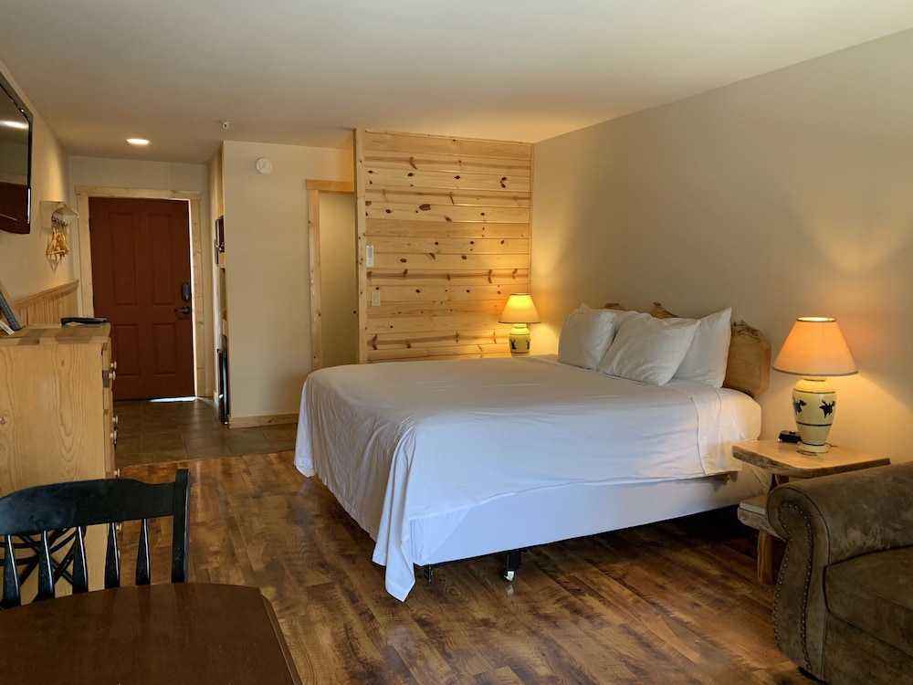 Methow River Lodge & Cabins