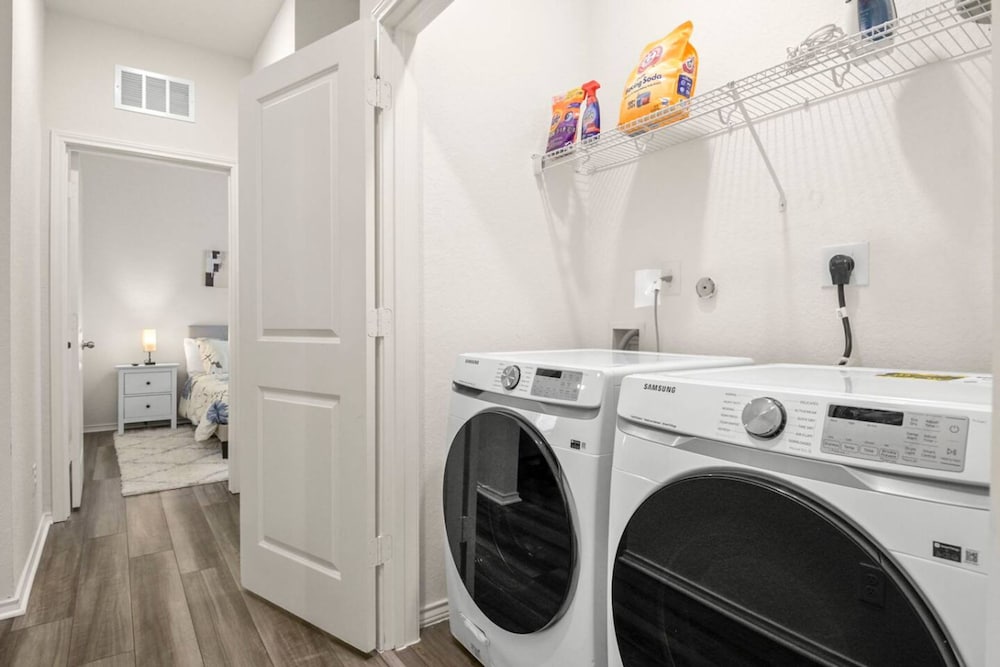Modern 3BR Home in San Antonio