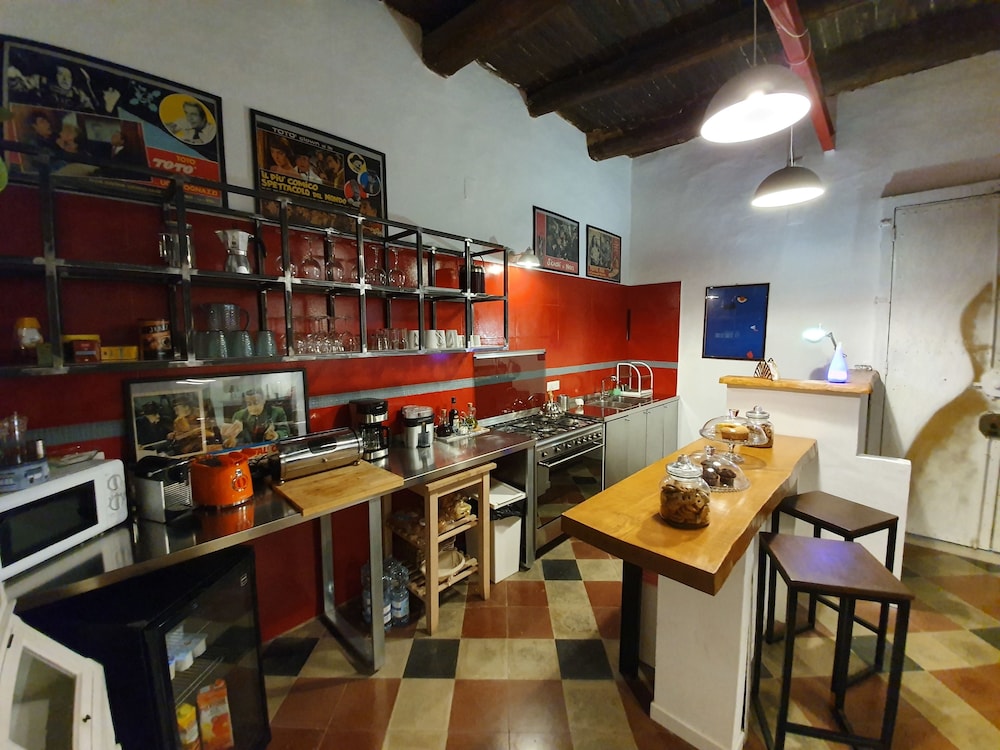 Spanish Palace Rooms, Apartment & Terrace
