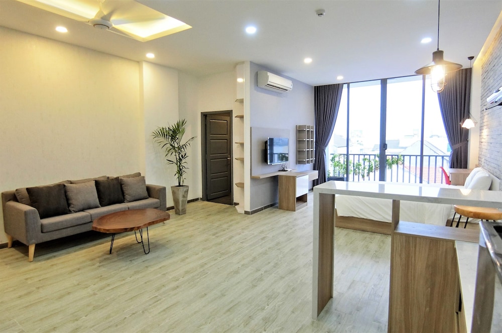 Karta Riverview Apartment