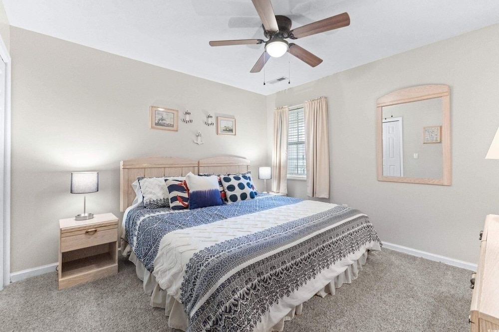 River Oaks 28g 2 Bedroom Condo