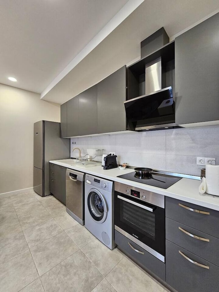 Tbilisi Gardens One Bedroom With Pool