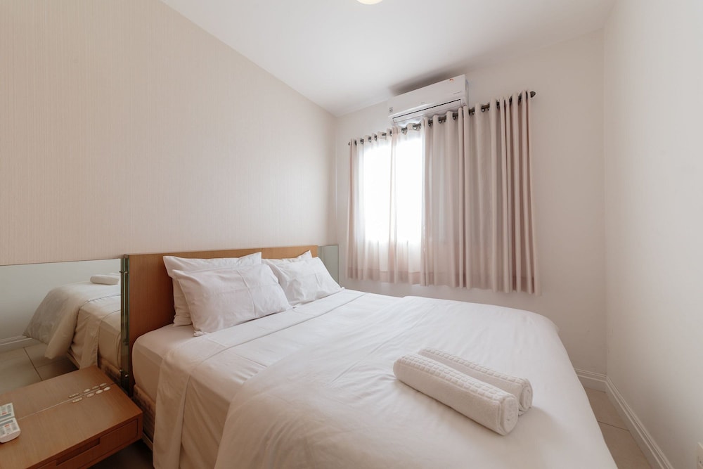 Beautiful Apart 5 min Jurere Open Shopping Emr302