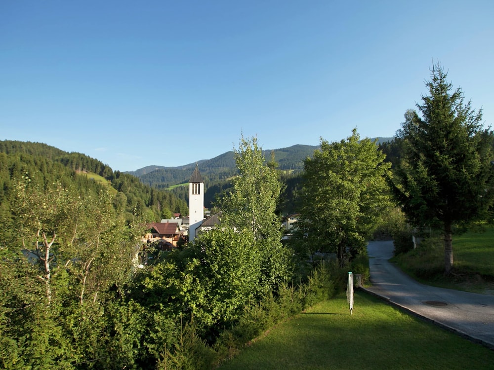 Apartment With Terrace in Salzburg