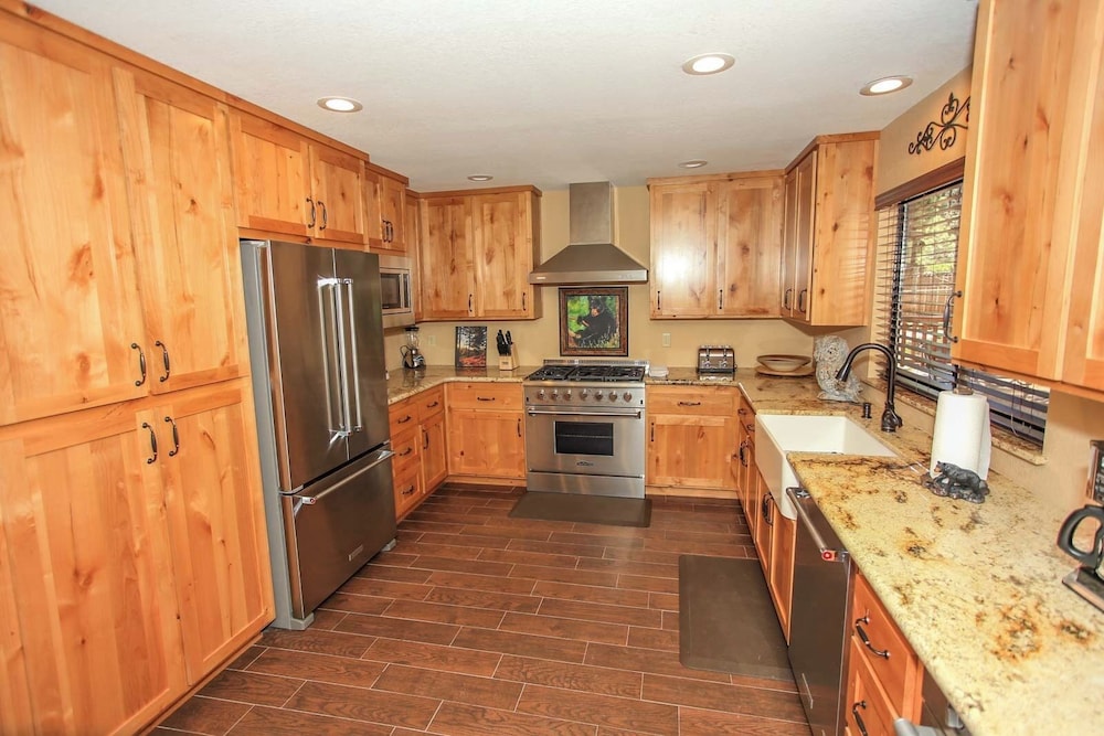 Summit Lodge 1&2