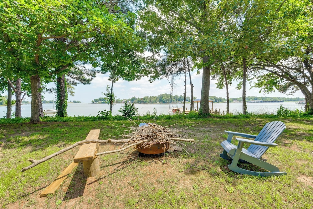 Pets Welcome: Riverfront Getaway in Colonial Beach