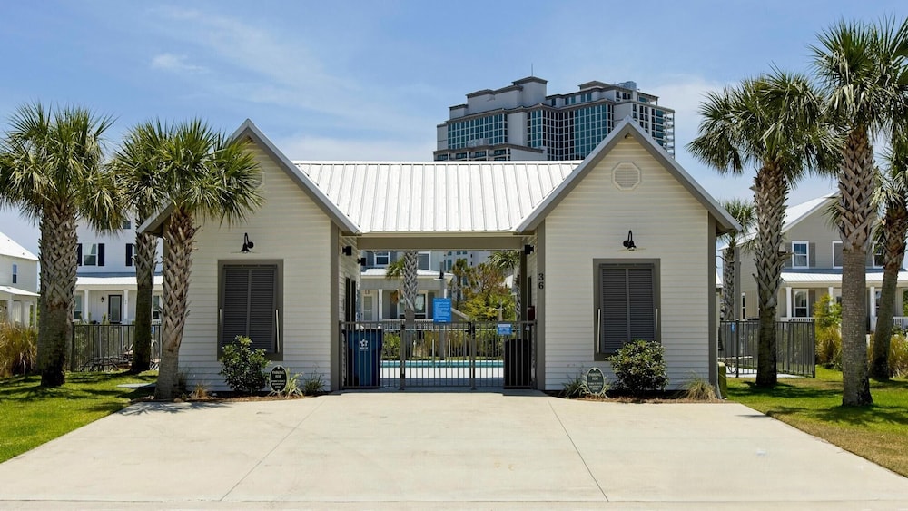 Endless Summer by Southern Vacation Rentals