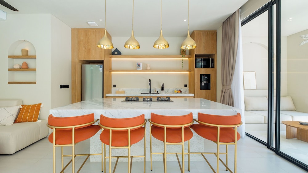 Loona Palm Villas Seseh