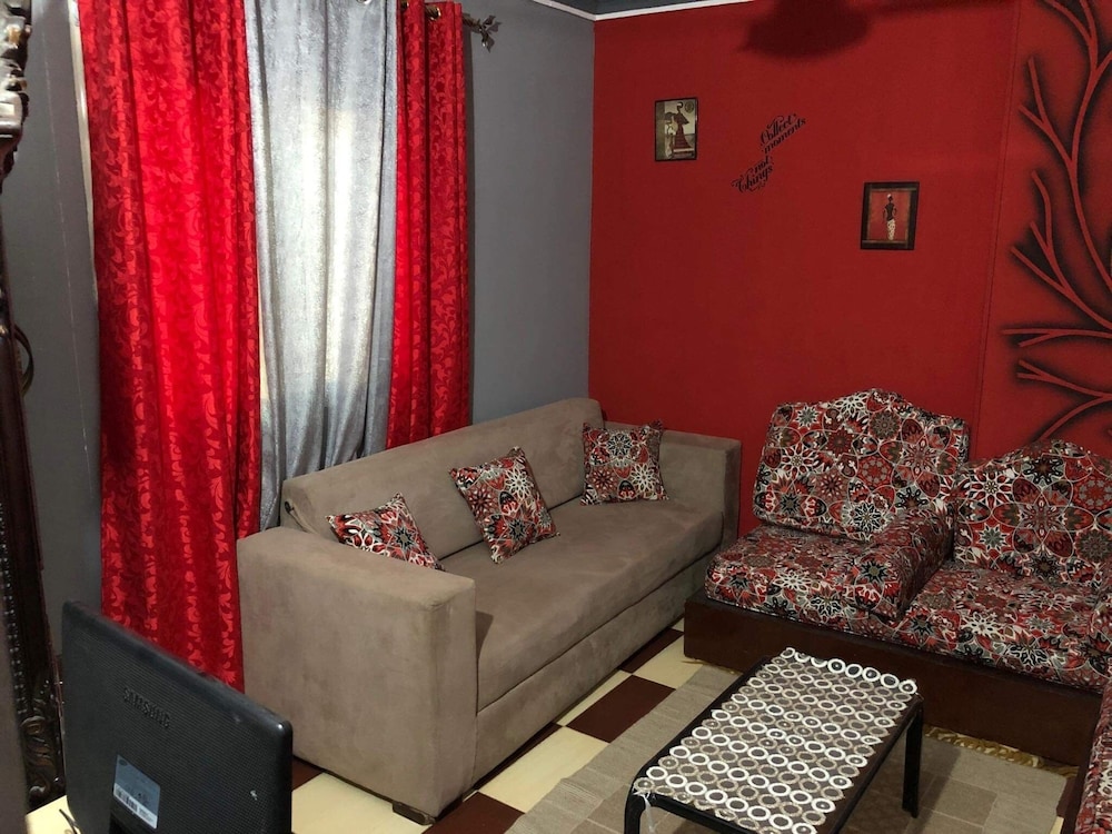 Explore Cairo From A Cozy Designed apt