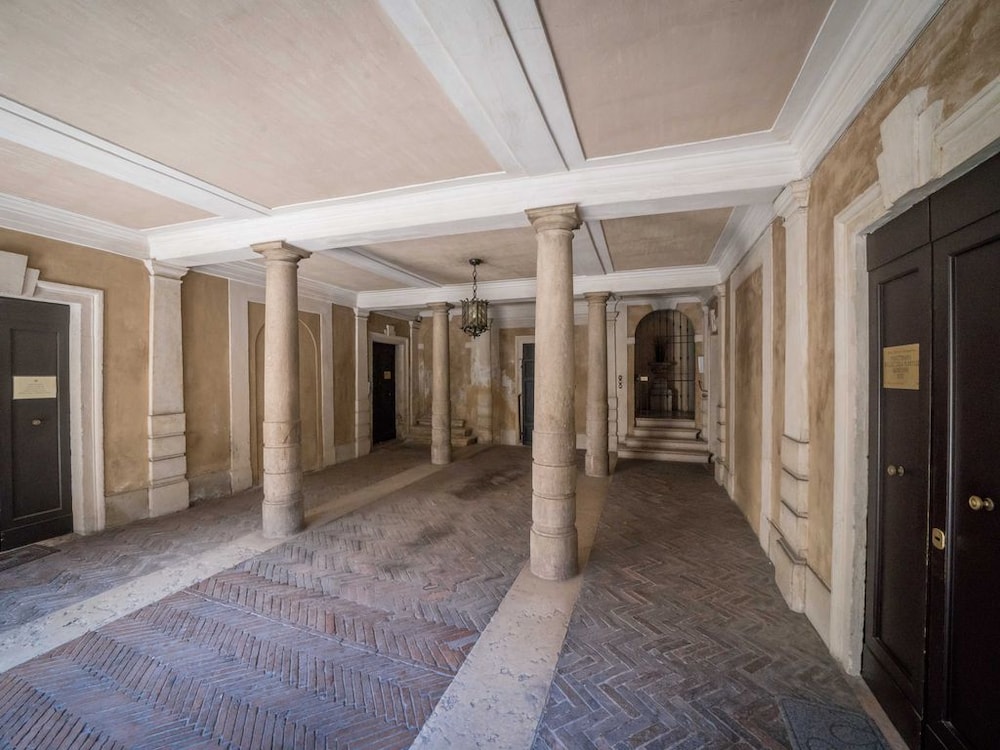 Bright Apartments Verona - Cattaneo Historical view 5