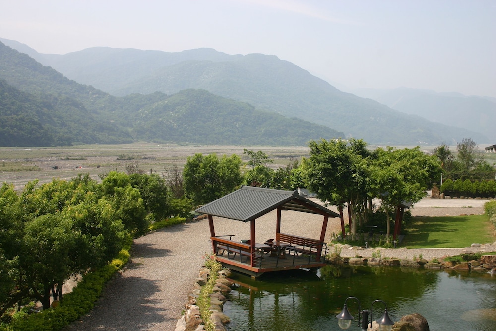 Yingshih Resort