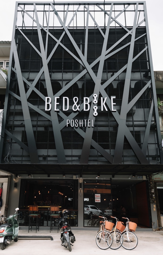 Bed & Bike Hostel