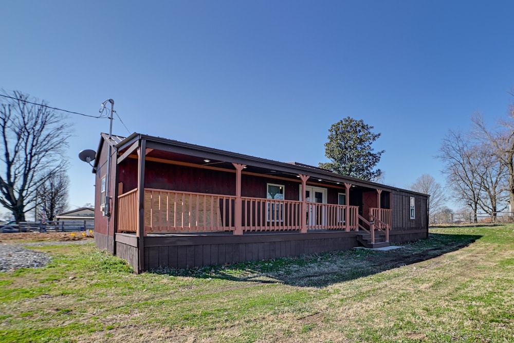 Peaceful Kentucky Countryside Cabin w/ Porch view 2