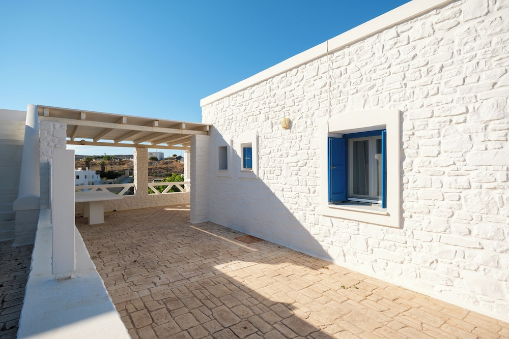 Kriolithos Houses