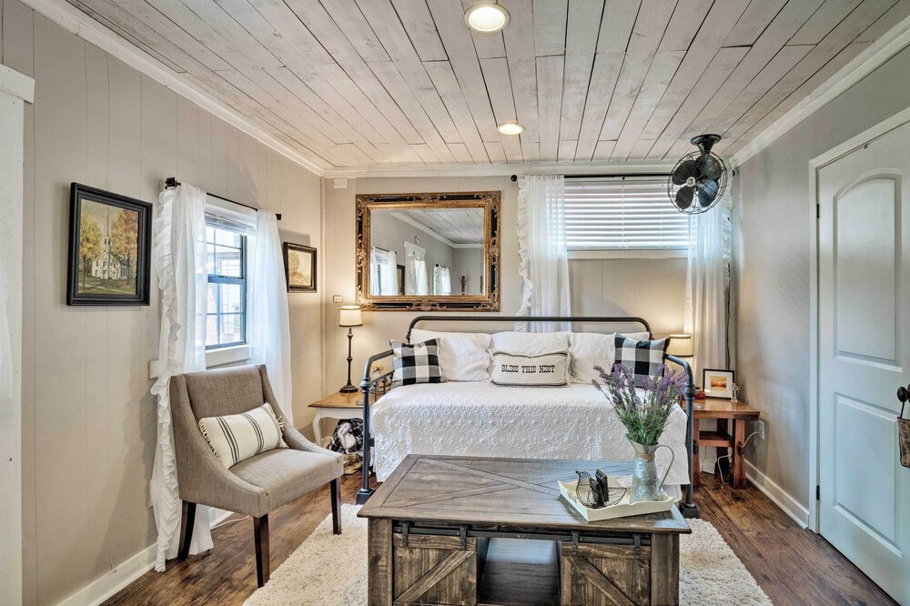 Charming Lake Travis Cottage 20mi to Dtwn Austin - Property Image 25