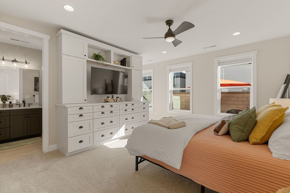 Southwest Getaway 6 Bedroom Home