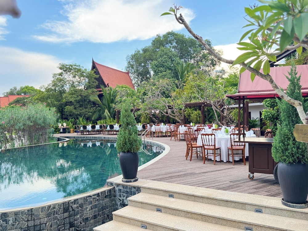 Phoum Chaufea Resort