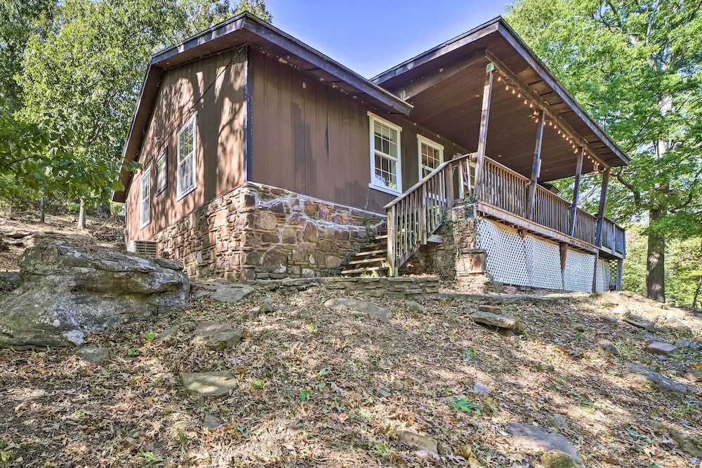 Secluded Vian Retreat Close to Tenkiller Lake view 5