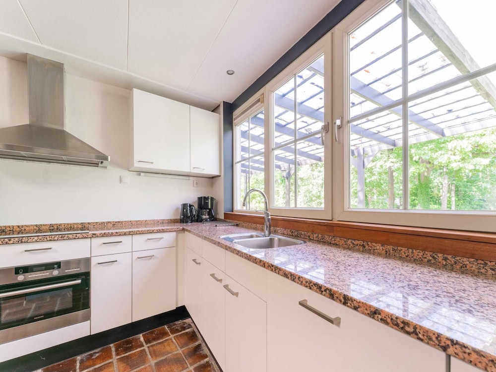 Holiday Home in Gelderland Near Den Bramel