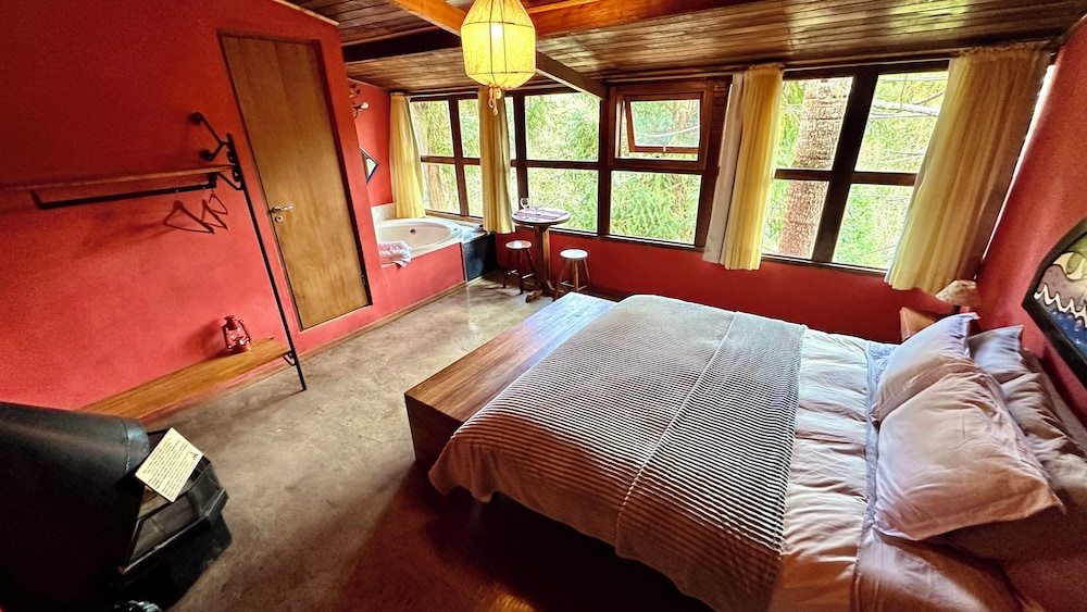 Alive Eco Hut