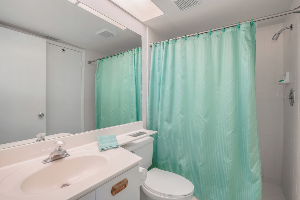 Vista Verde North 6-142 by Distinctive Beach Rentals