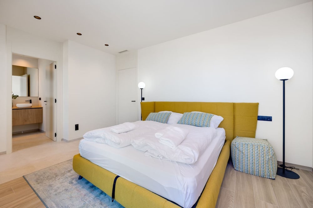 Kumquat Penthouse With Jacuzzi Rooftop Golf Las Colinas