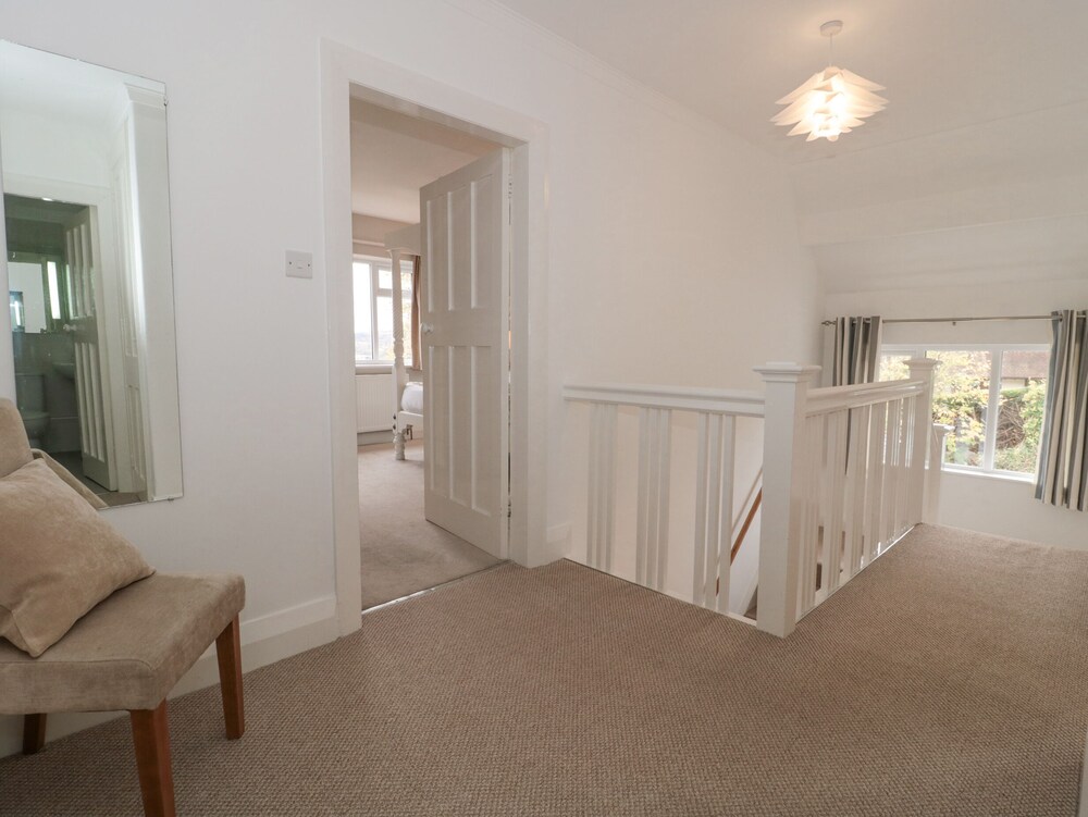 2 Moorlands