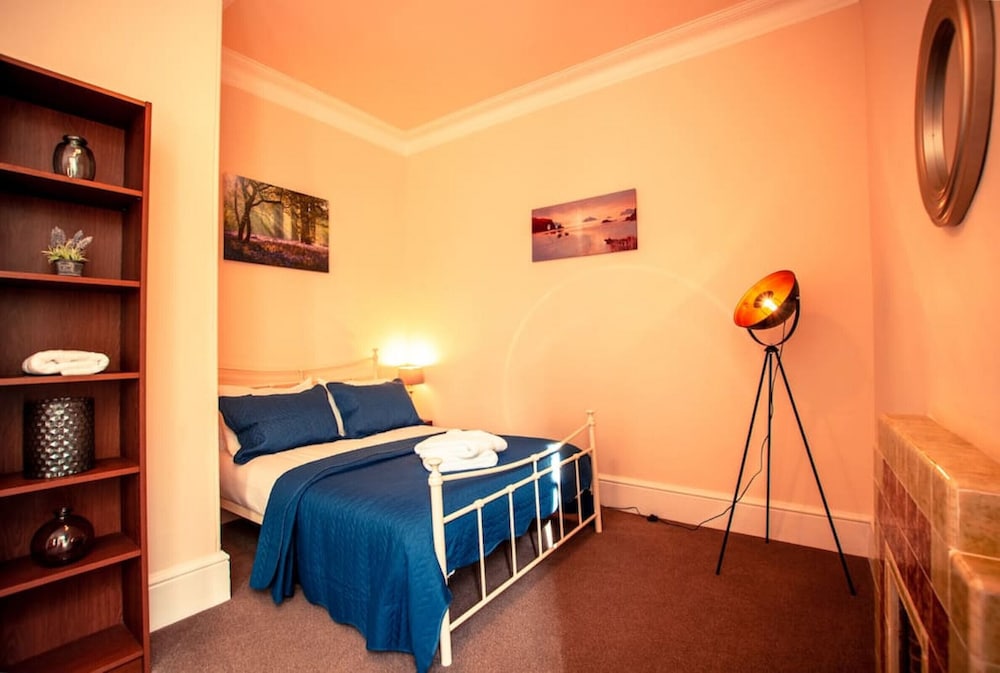 Magdalen House - Stunning Spacious Apartment in the Heart of Dundee view 4