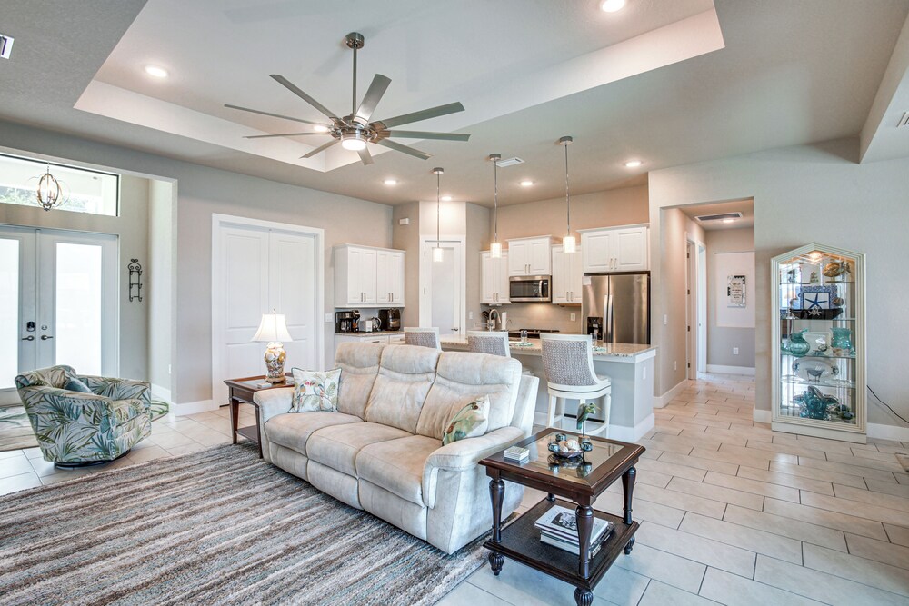 Sunset Views, Dock: Canalfront Home in Punta Gorda