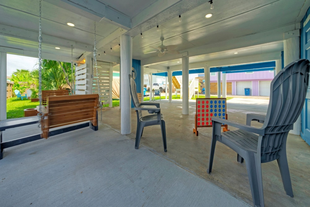 Port A Cottage by Avantstay Private Patio Deck Designed for Groups