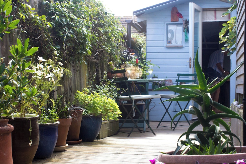 The Artist's Cabin By The Sea