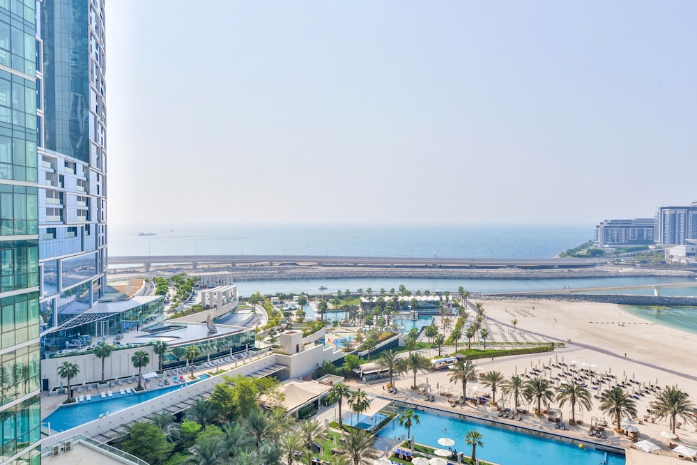 Al Bateen Ultra Luxe 5BR I Private Beach